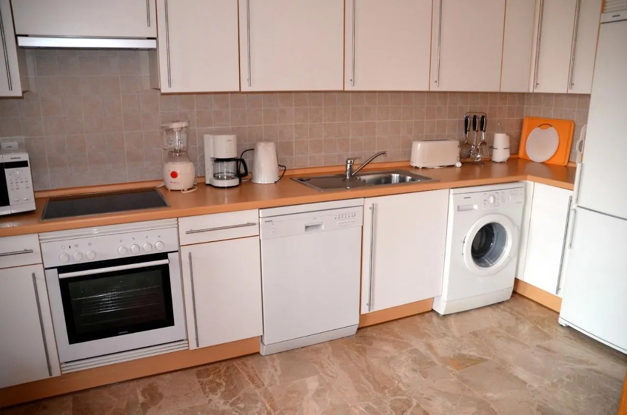 Luxury 2-Bedrooms & Bathrooms Estepona Apartment Spain