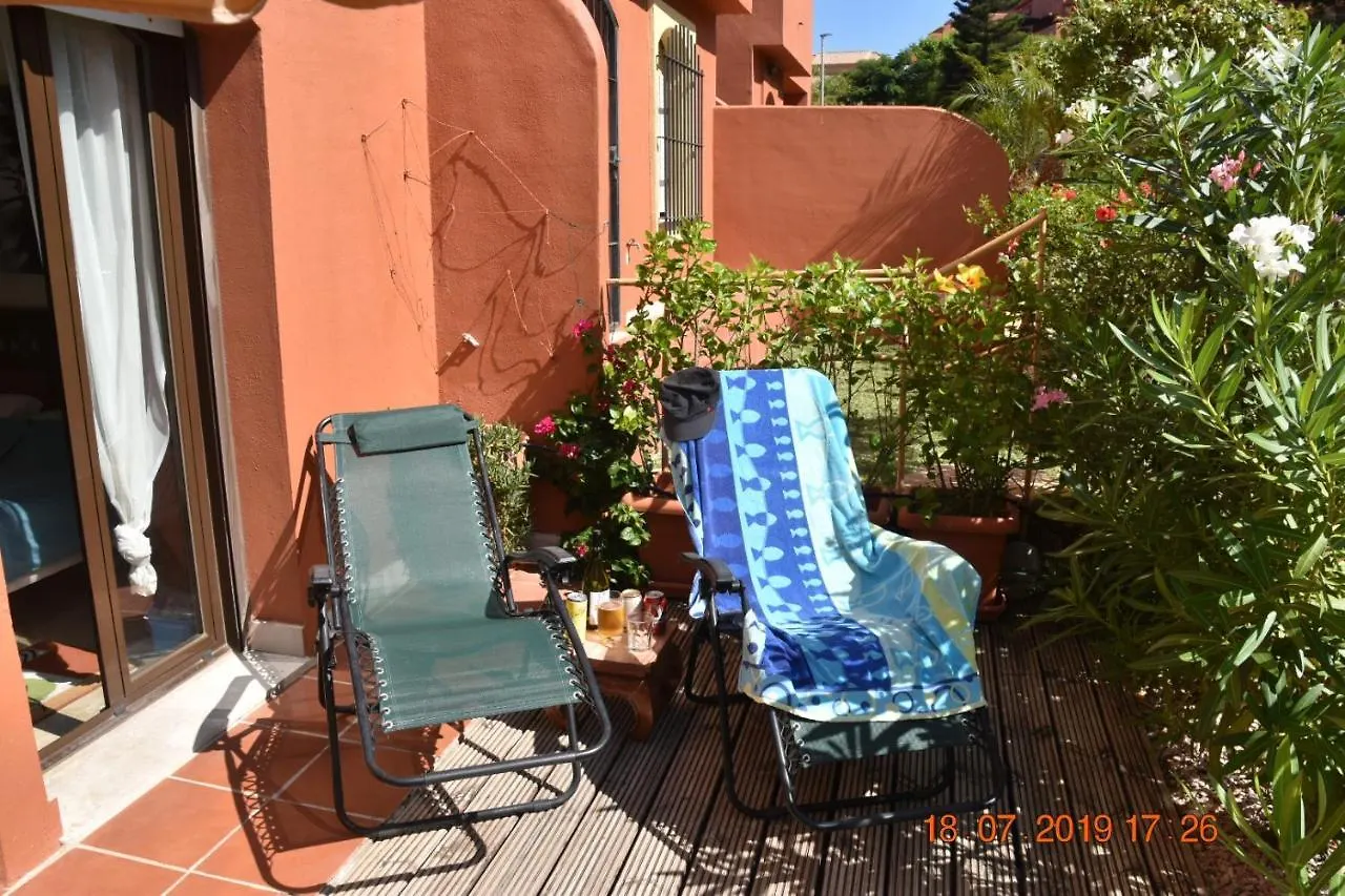 Luxury 2-Bedrooms & Bathrooms Estepona Apartment Spain