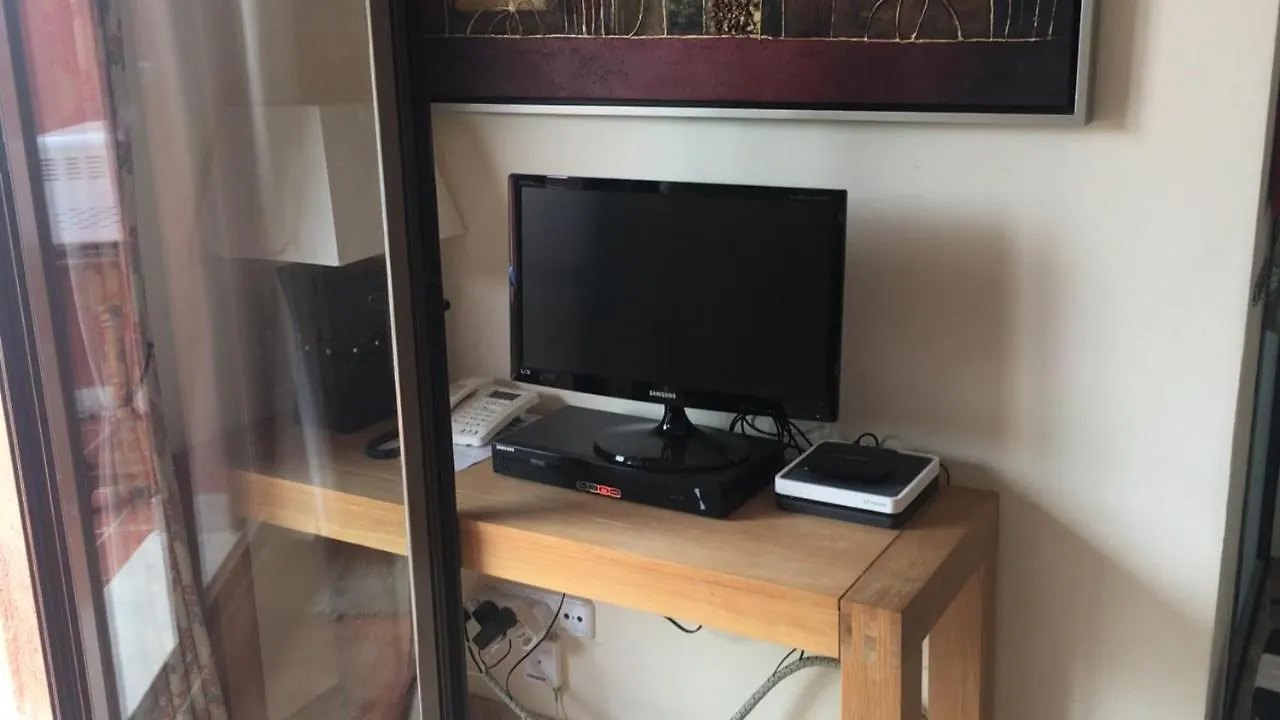 Luxury 2-Bedrooms & Bathrooms Estepona Apartment